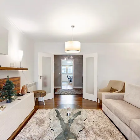 Apartment Glicinias